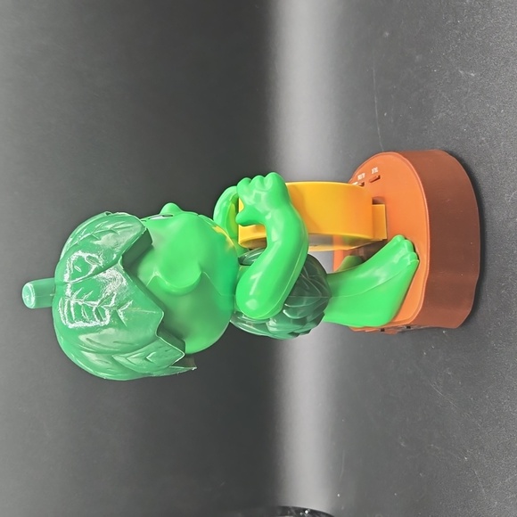 VINTAGE PILLSBURY LITTLE SPROUT TALKING ALARM CLOCK 1985 - Picture 4 of 8